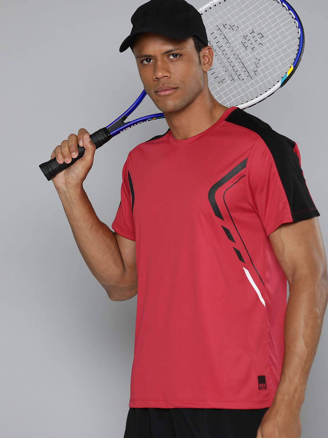 

HRX by Hrithik Roshan Rapid-Dry Racket T-shirt, Red