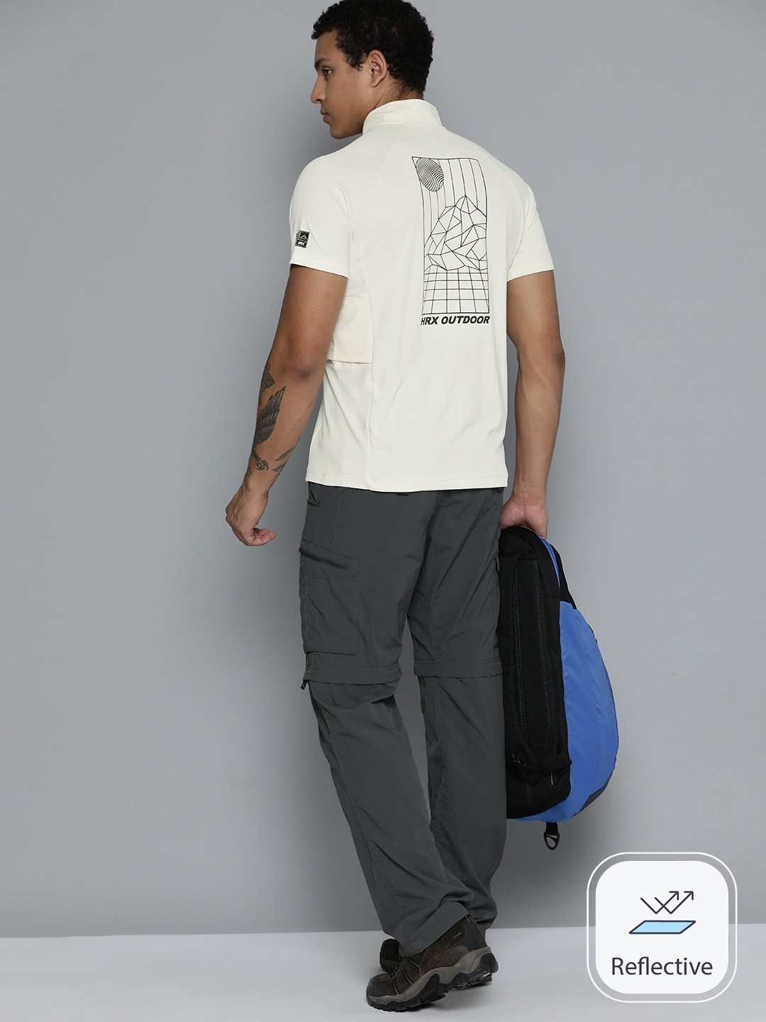 

HRX by Hrithik Roshan Geometric Brand Logo Printed T-shirt, Off white