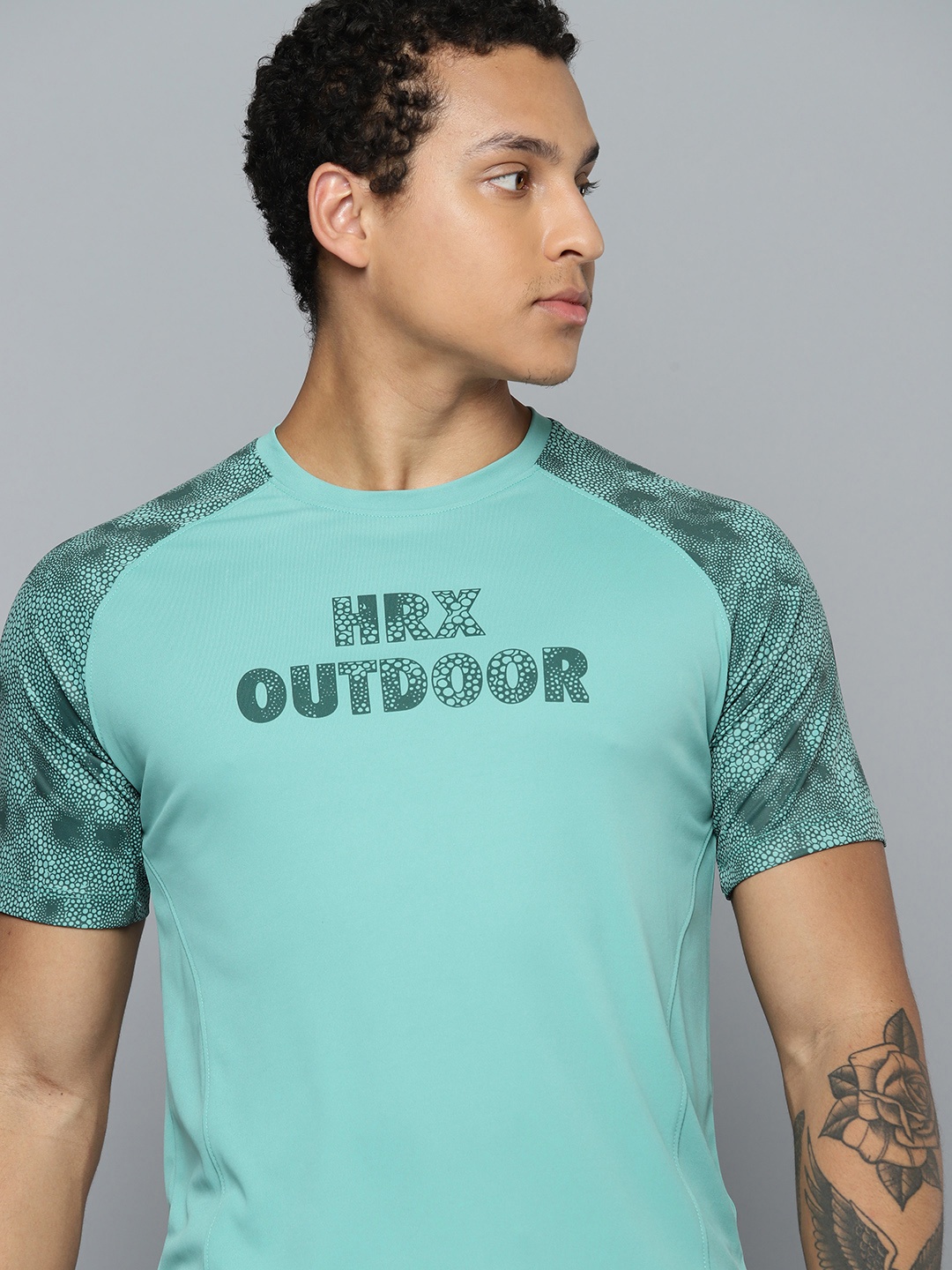 

HRX by Hrithik Roshan Men Brand Logo Printed Rapid-Dry Outdoor T-shirt, Green