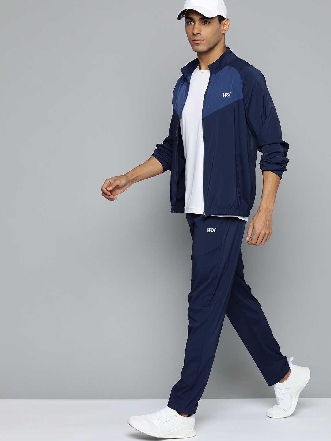 

HRX by Hrithik Roshan Men Rapid-Dry Antimicrobial Running Tracksuit, Navy blue