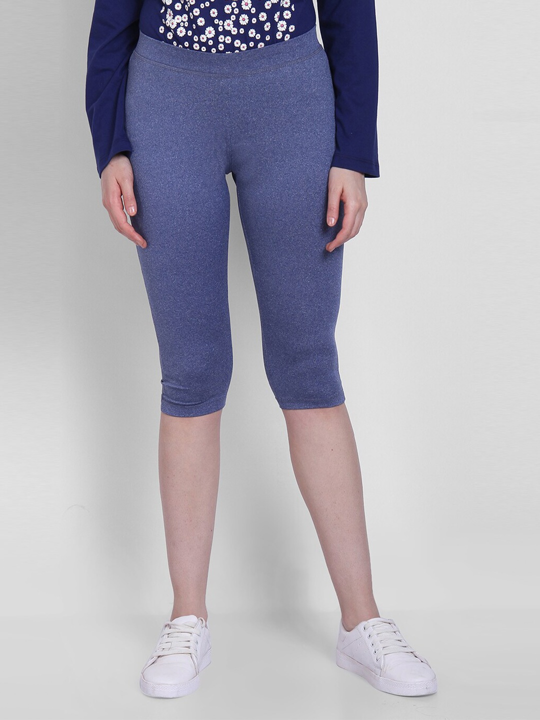 

NEVA Women Skinny Fit Mid-Rise Capris, Navy blue