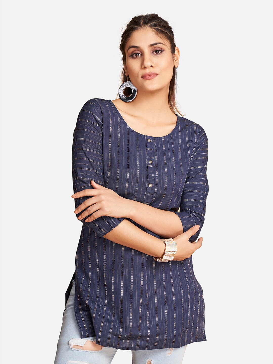 

SHOPGARB Striped Round Neck Kurti, Blue