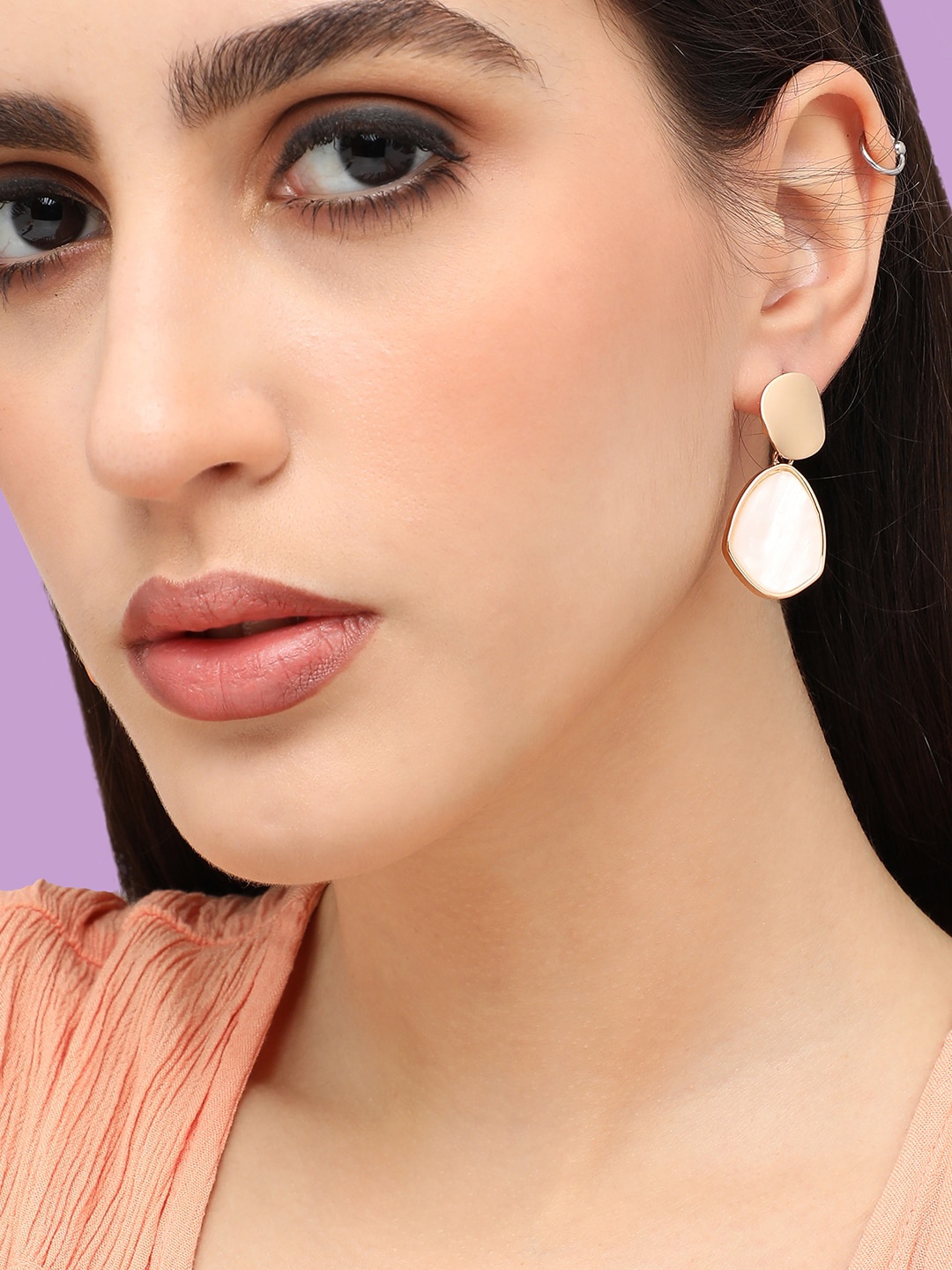 

SOHI Gold Plated Contemporary Drop Earrings, White