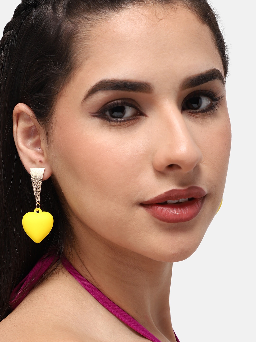 

SOHI Gold Plated Heart Shaped Drop Earrings