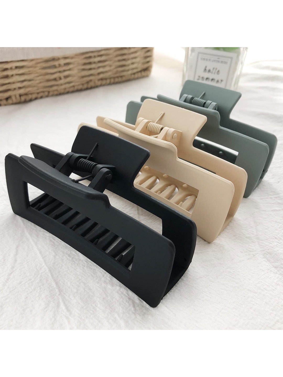 

Krelin Women Set Of 3 Matte Rectangular Claw Clips, Green