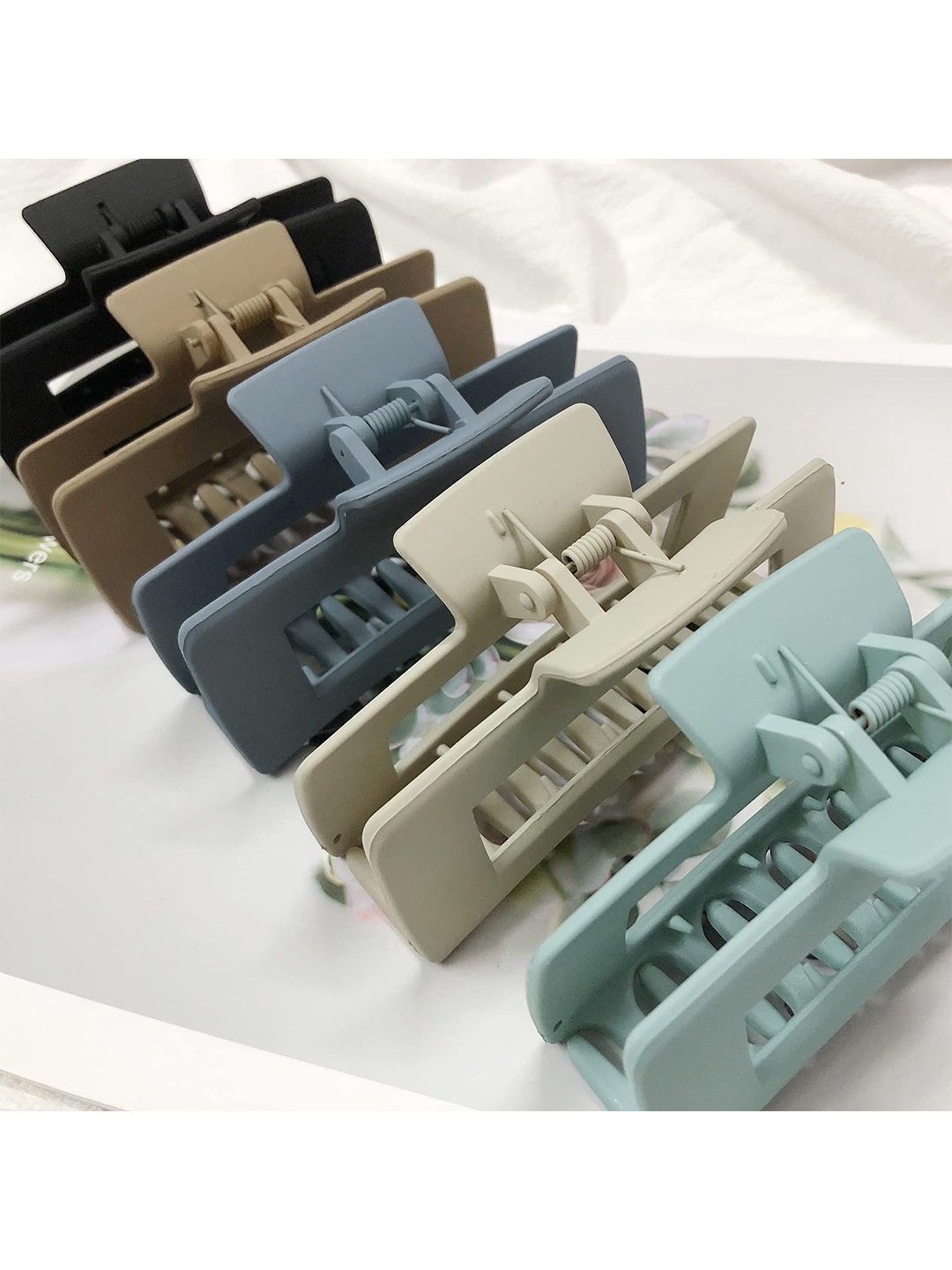 

Krelin Women Set Of 6 Matte Rectangular Claw Clips, Blue