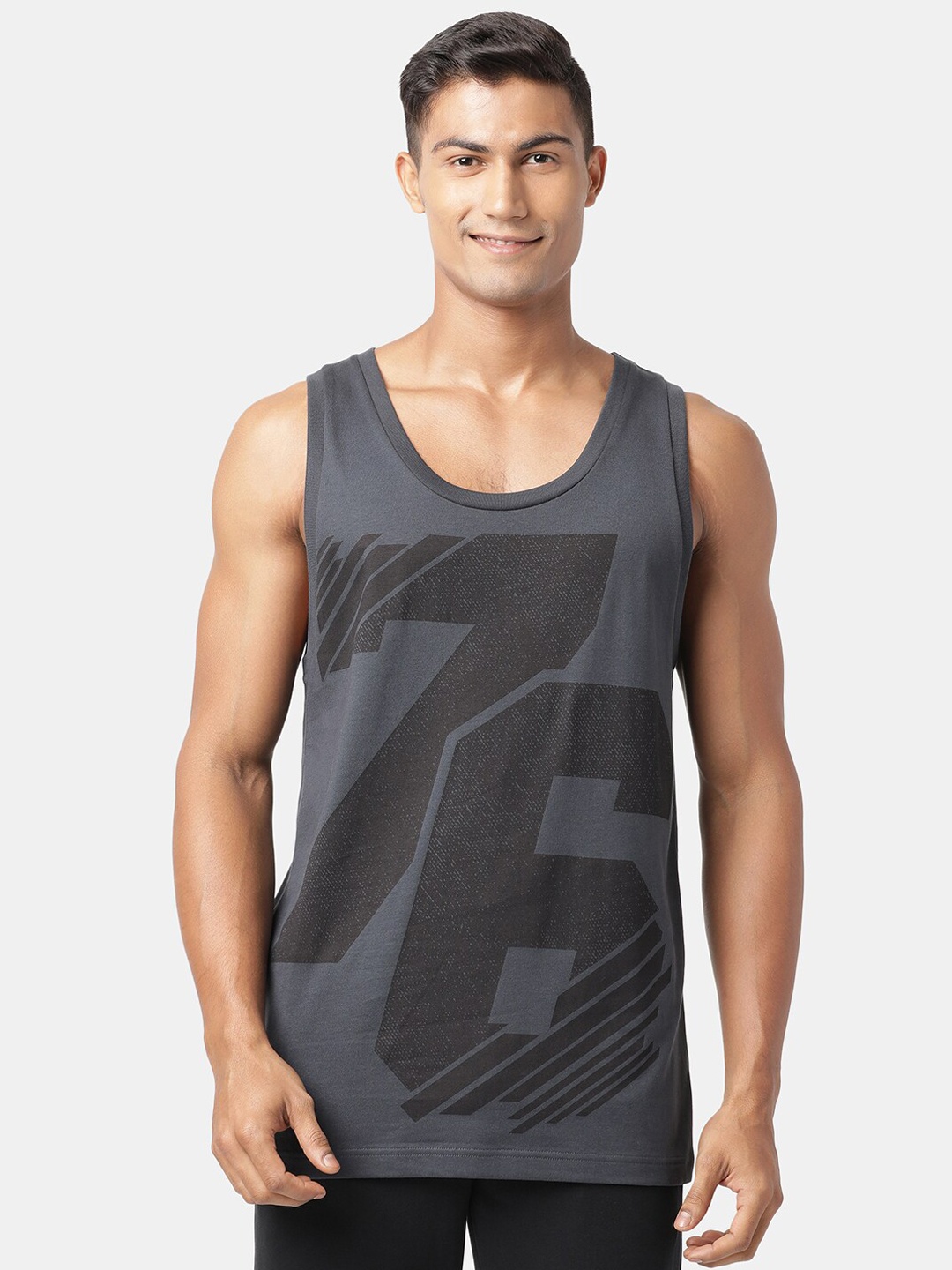 

Jockey Graphic Printed Combed Cotton Gym Vest, Grey