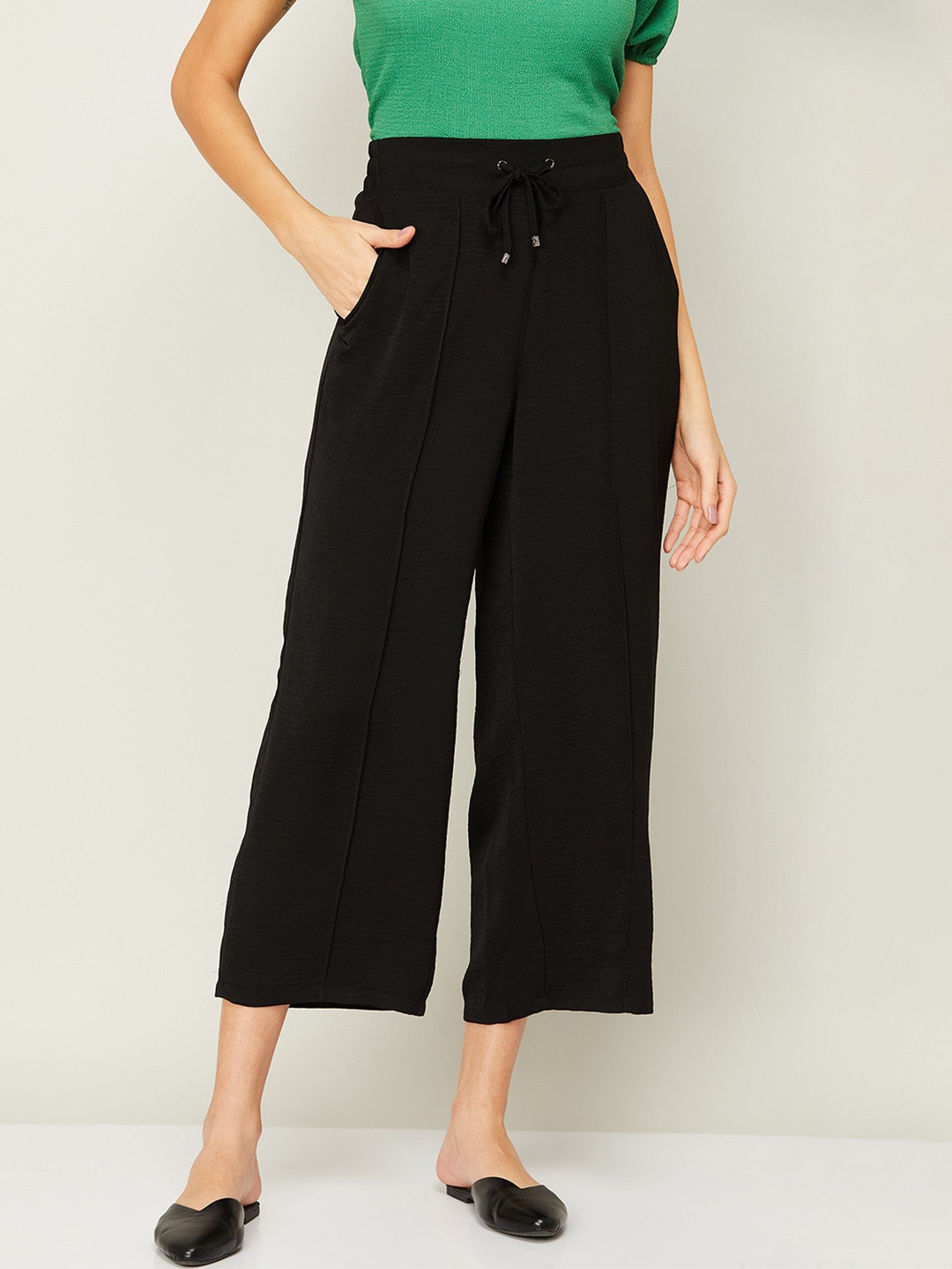 

CODE by Lifestyle Women Pleated Mid-Rise Culottes Trousers, Black