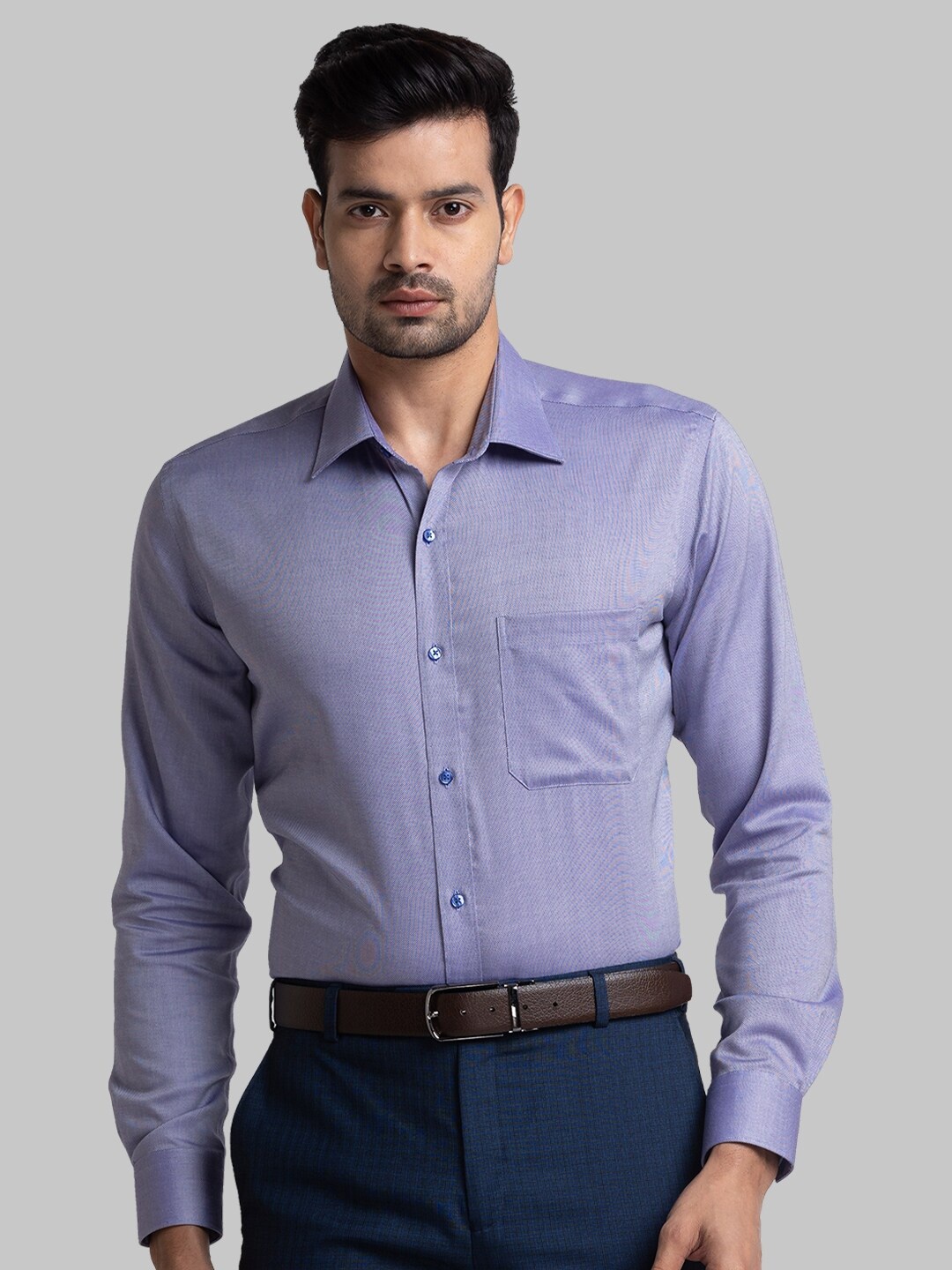 

Raymond Contemporary Fit Self Design Pure Cotton Formal Shirts, Violet