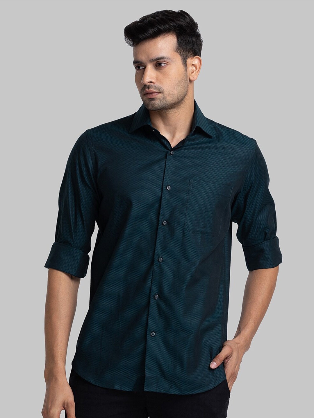 

Raymond Textured Spread Collar Cotton Contemporary Fit Organic Cotton Formal Shirt, Teal