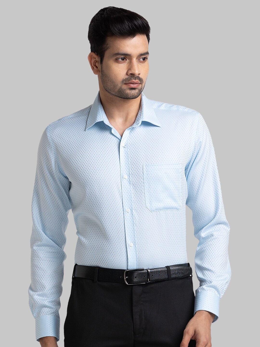 

Raymond Textured Spread Collar Contemporary Fit Cotton Formal Shirt, Blue