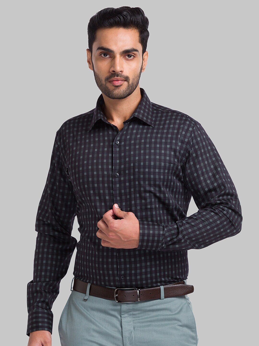 

Raymond Contemporary Fit Checked Pure Cotton Formal Shirts, Black