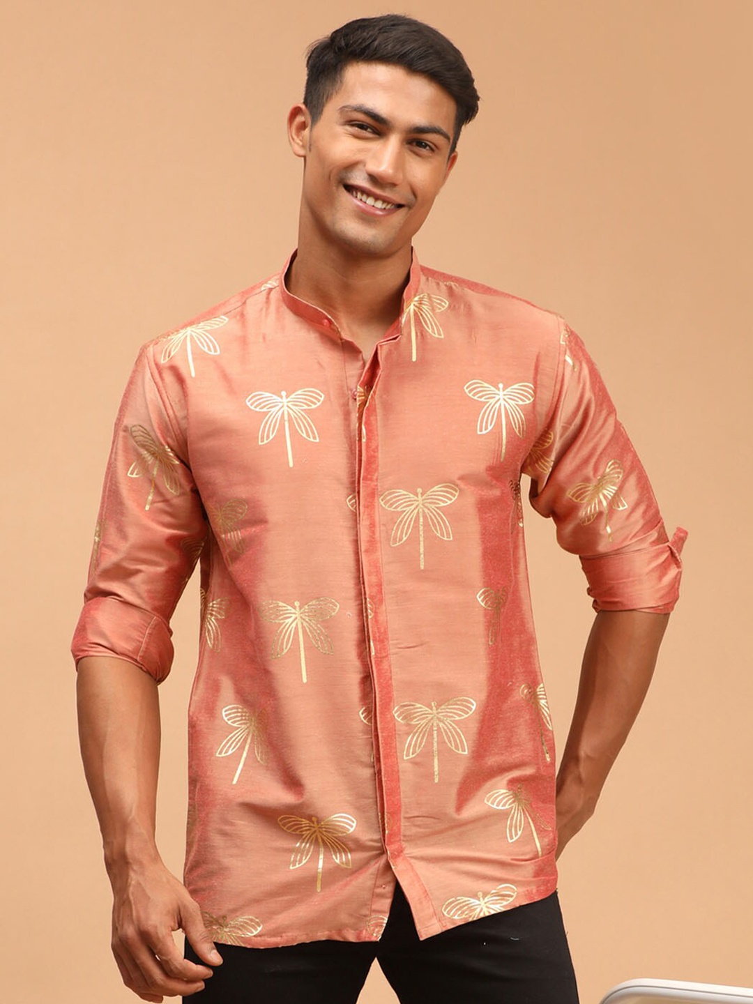 

VASTRAMAY Premium Floral Printed Mandarin Collar Casual Shirt, Peach