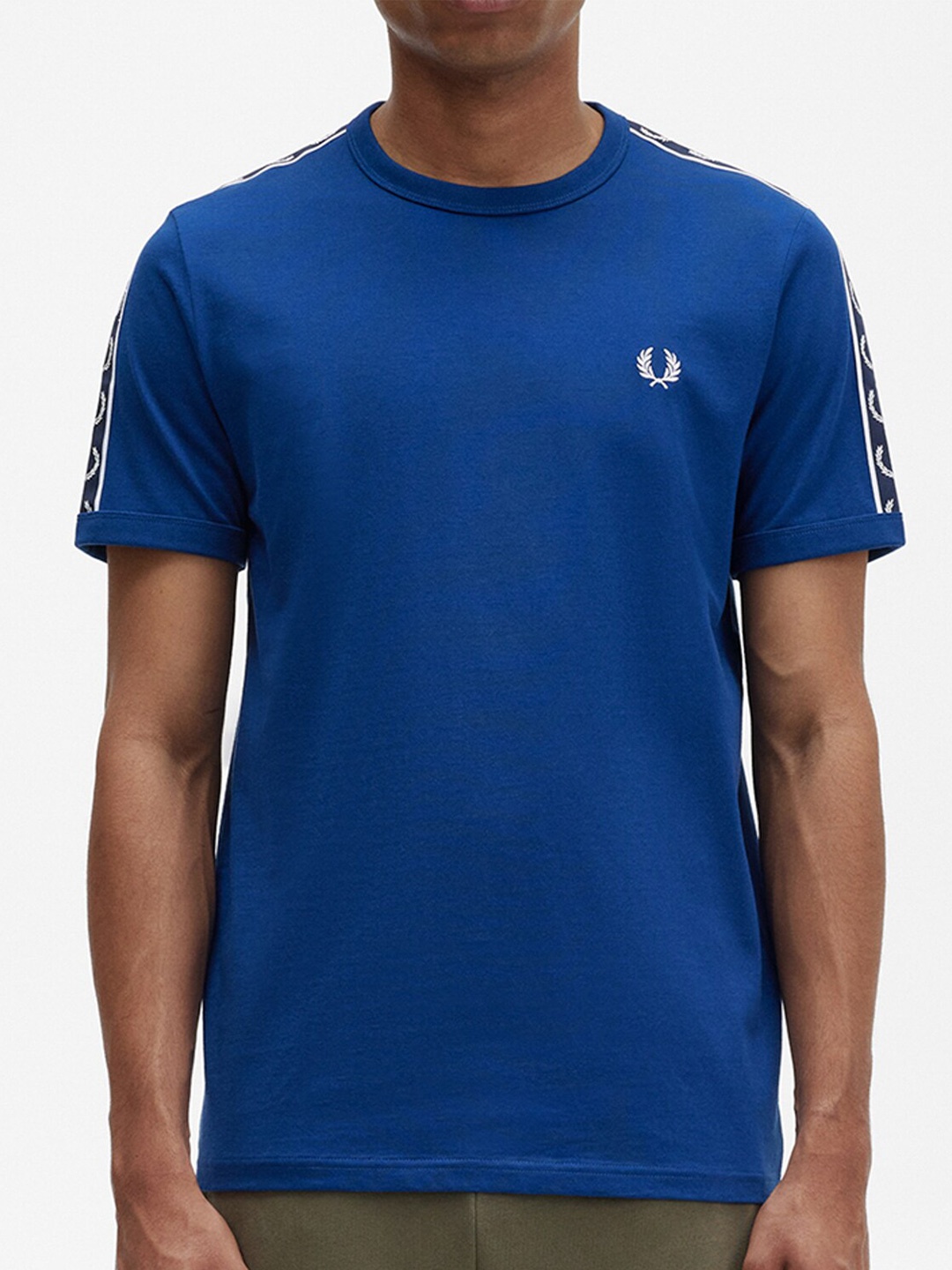 

Fred Perry Round Neck Highly Breathable & Comfortable Cotton T-shirt, Blue