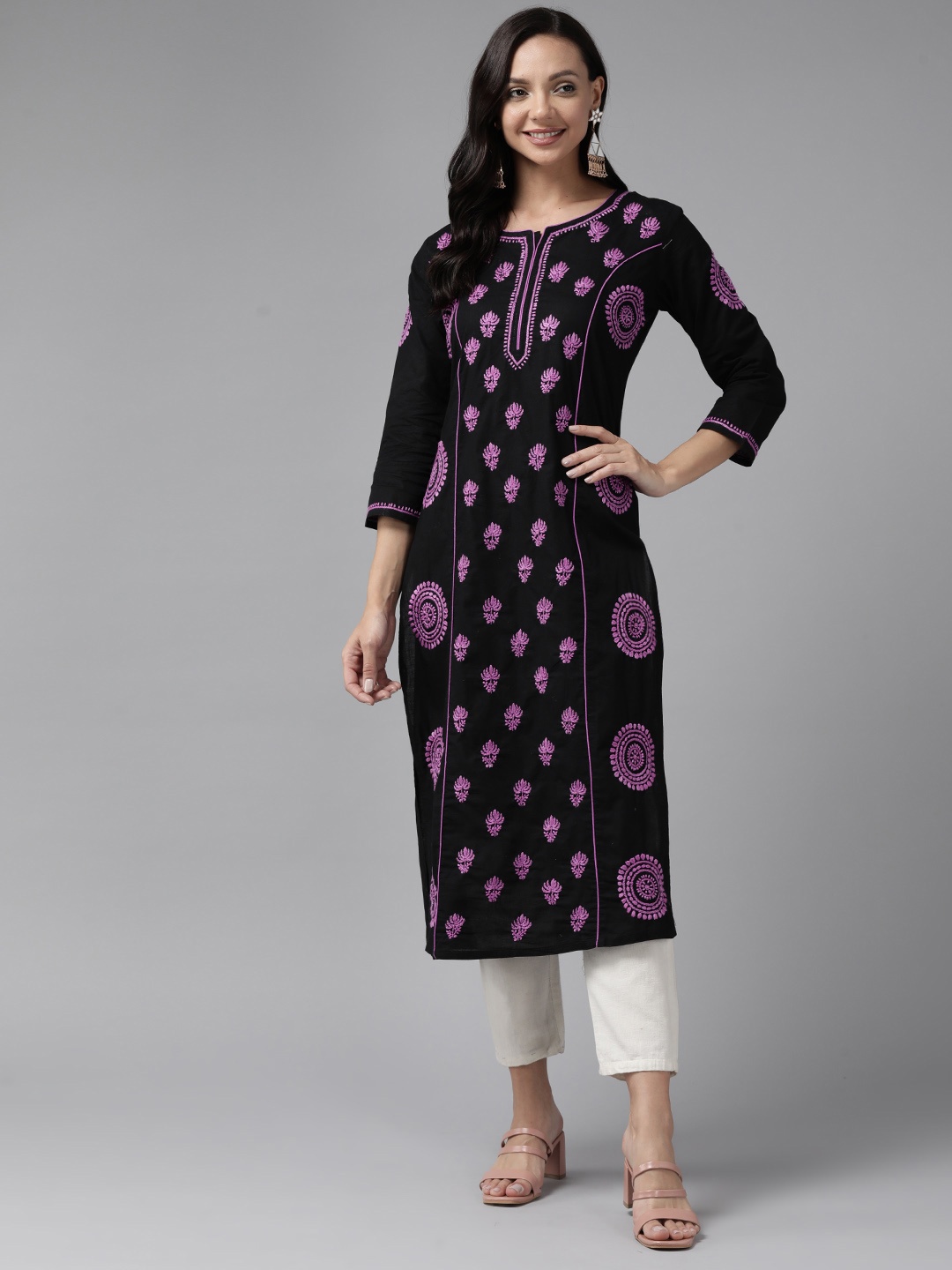 

ADA Ethnic Motifs Embroidered Chikankari Kurta, Black