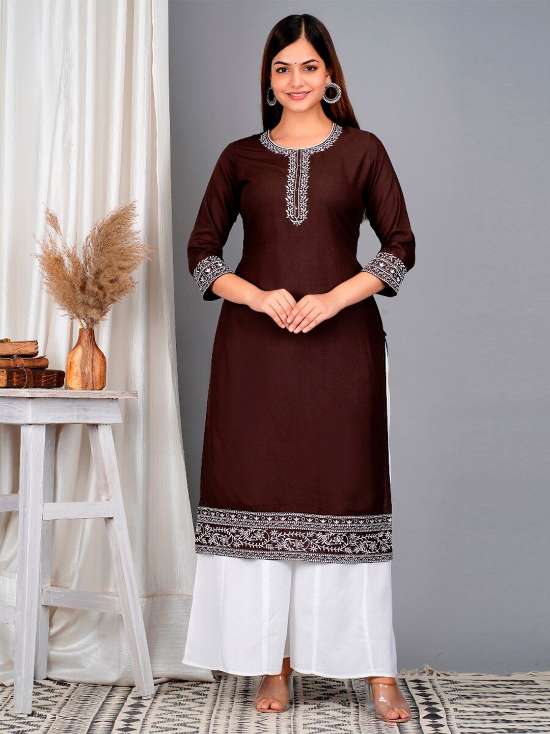 

SkyaSia Ethnic Motifs Embroidered Yoke Design Straight Kurta, Coffee brown
