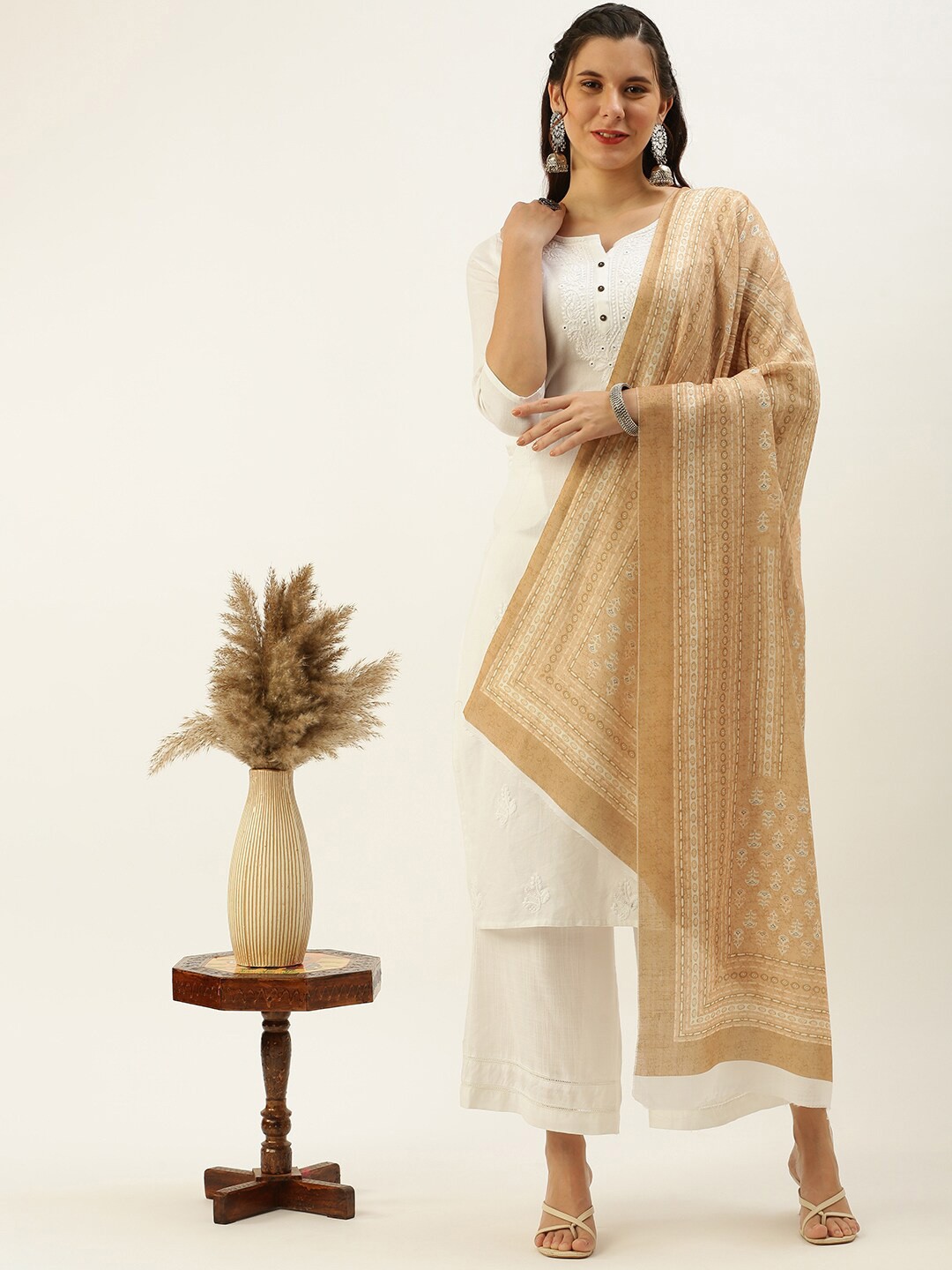 

Sanwara Ethnic Motifs Printed Linen Batik Dupatta, Mustard