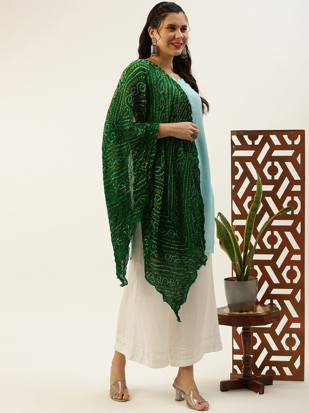 

Sanwara Bandhani Printed Party Dupatta, Green