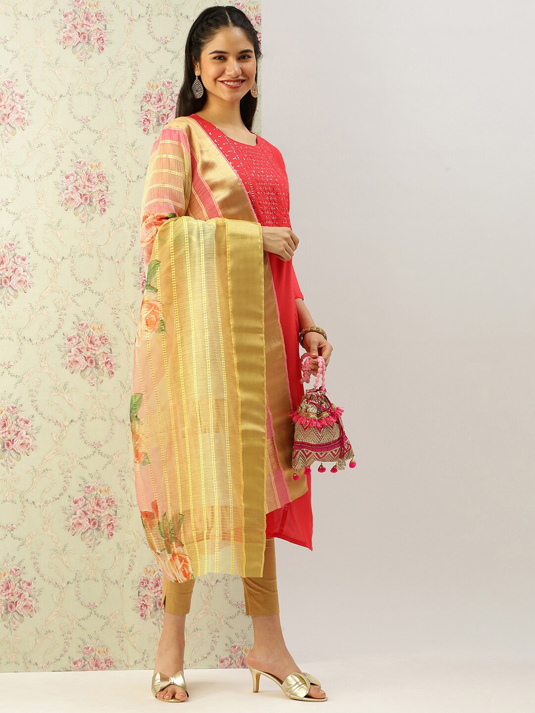 

Sanwara Floral Printed Zari Dupatta, Yellow