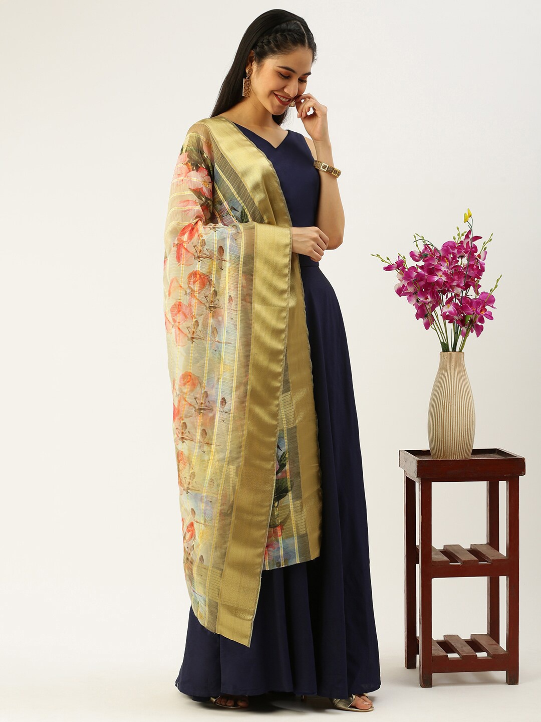 

Sanwara Floral Printed Zari Woven Design Border Dupatta, Green