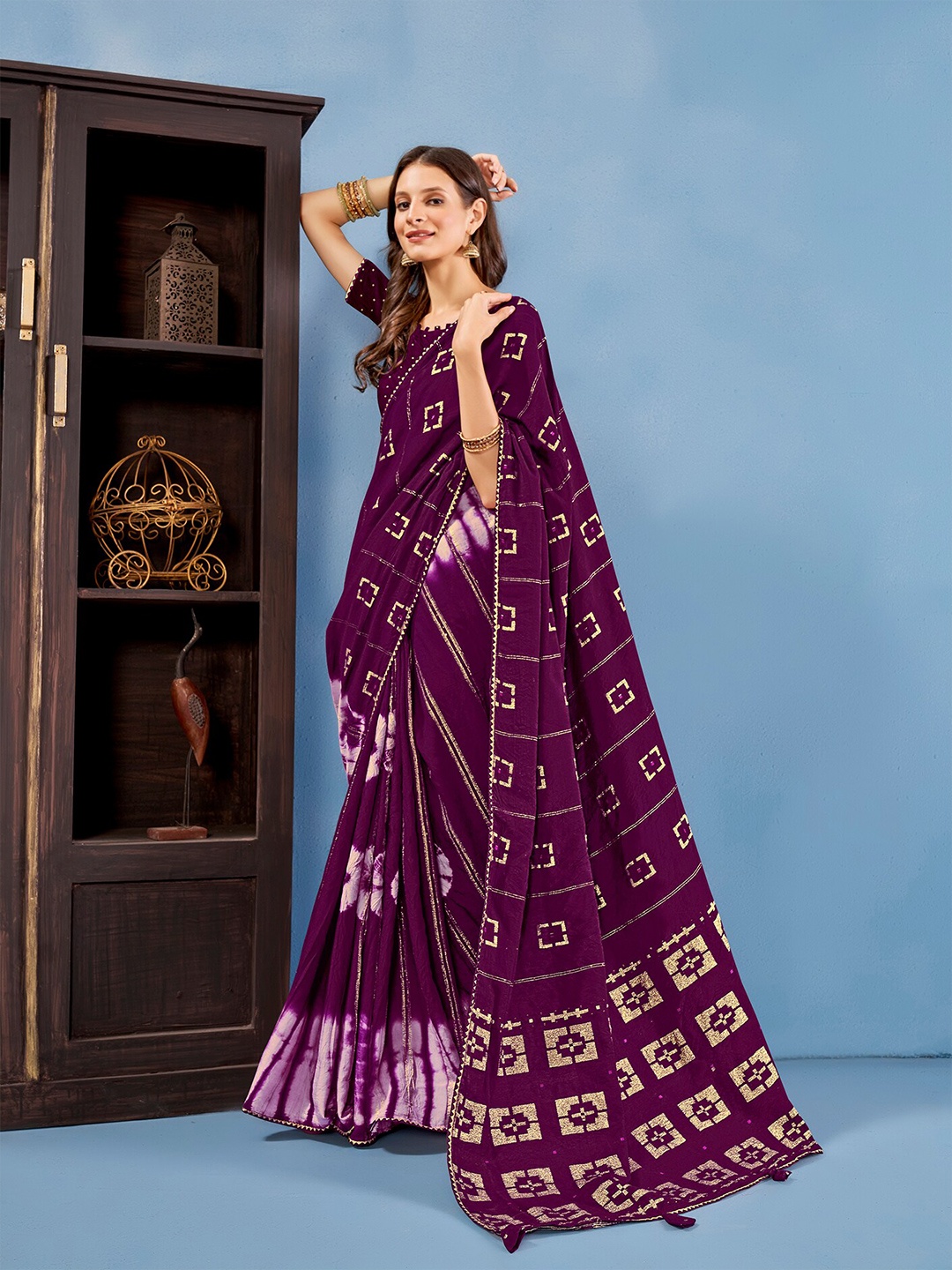 

Anouk Geometric Printed Saree, Burgundy