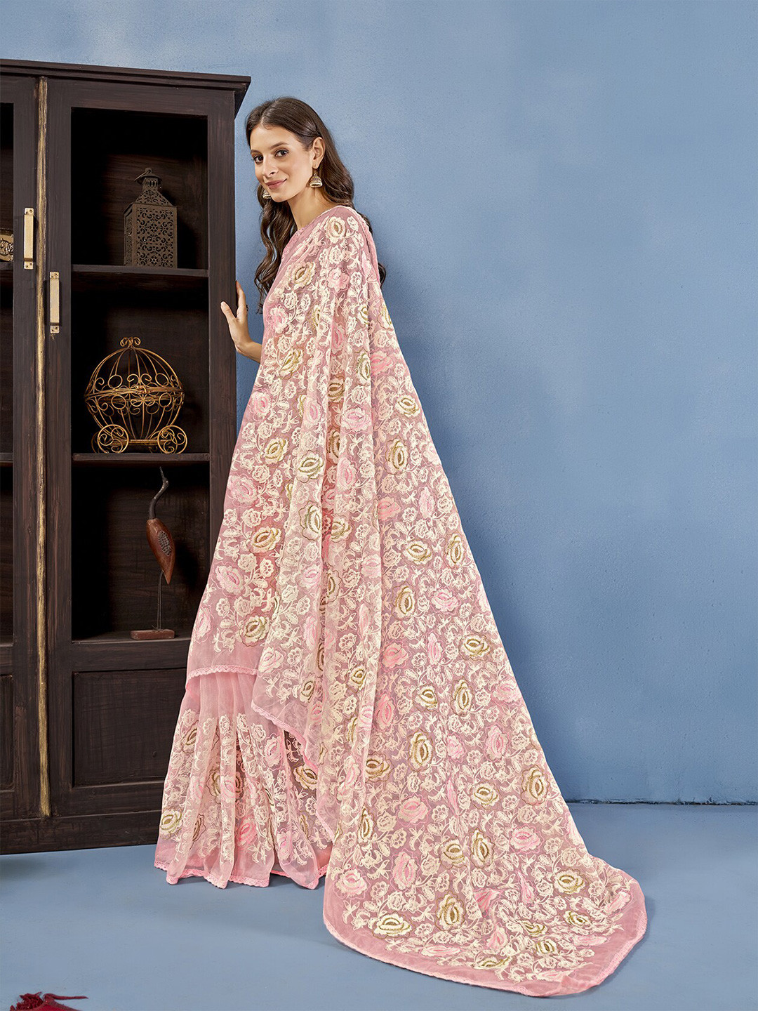 

Anouk Floral Embroidered Organza Saree, Pink