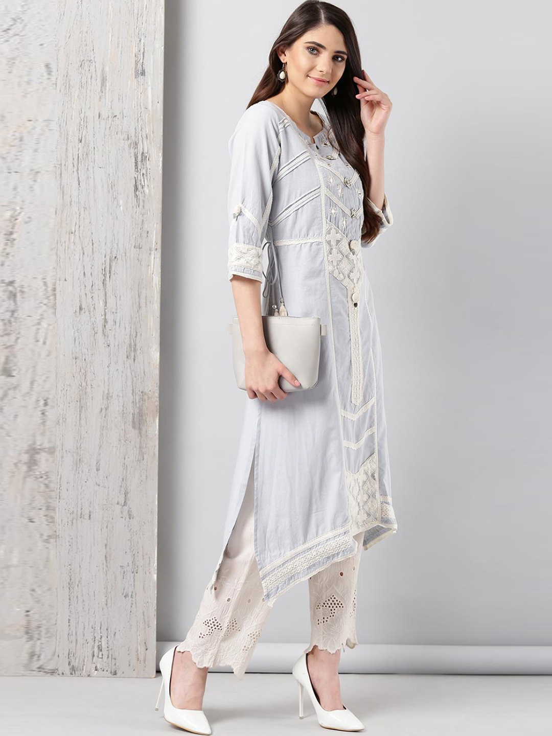 

Lakshita Geometric Embroidered Thread Work Cotton A-Line Kurta, Blue