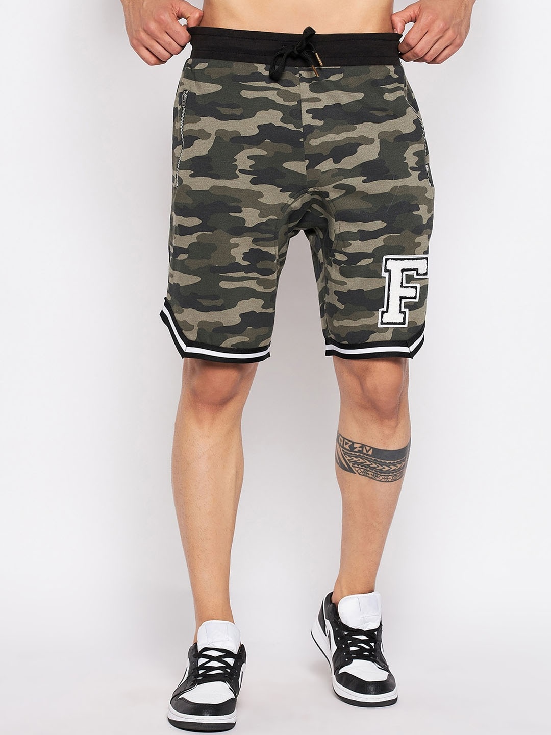 

FUGAZEE Men Camouflage Printed Loose Fit Pure Cotton Shorts, Olive