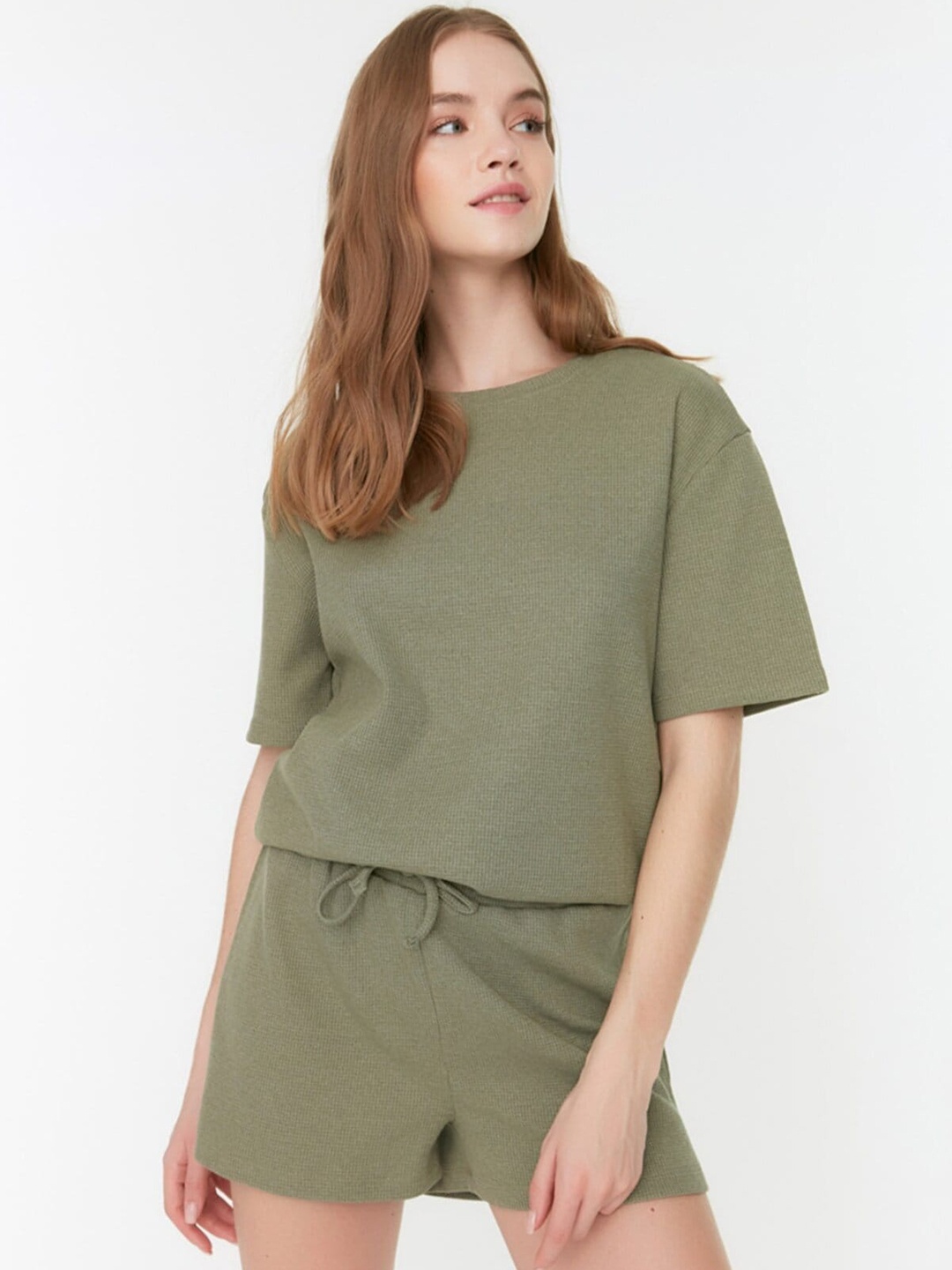 

Trendyol Women Round Neck T-Shirt With Shorts, Olive