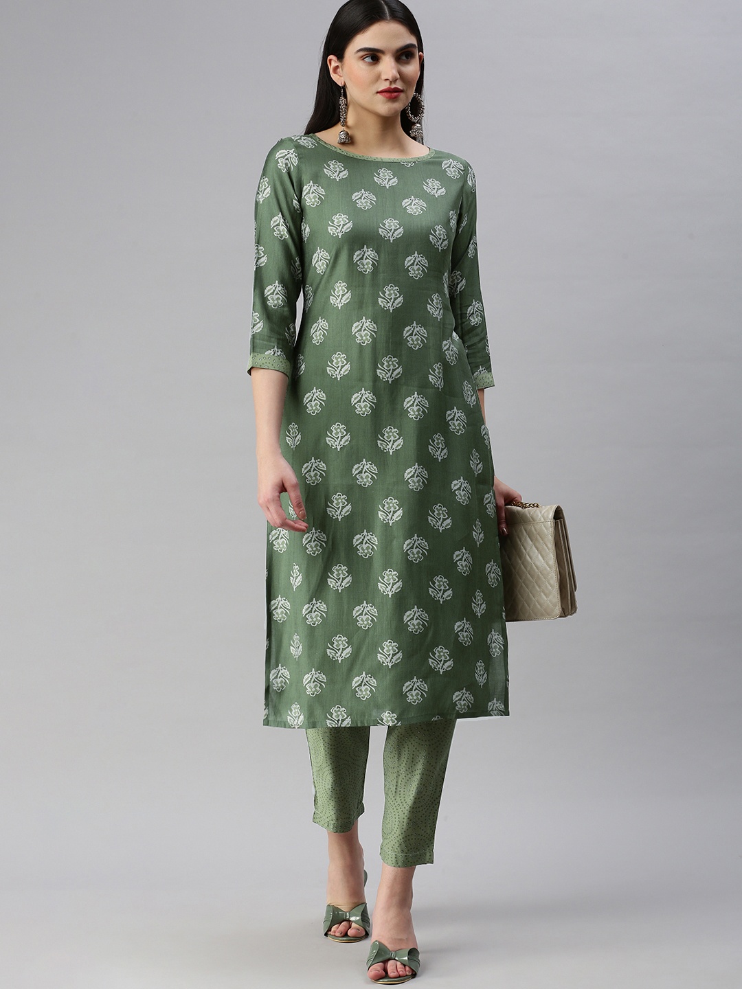 

HRITIKA Floral Printed Regular Chanderi Cotton Kurta with Trousers, Green