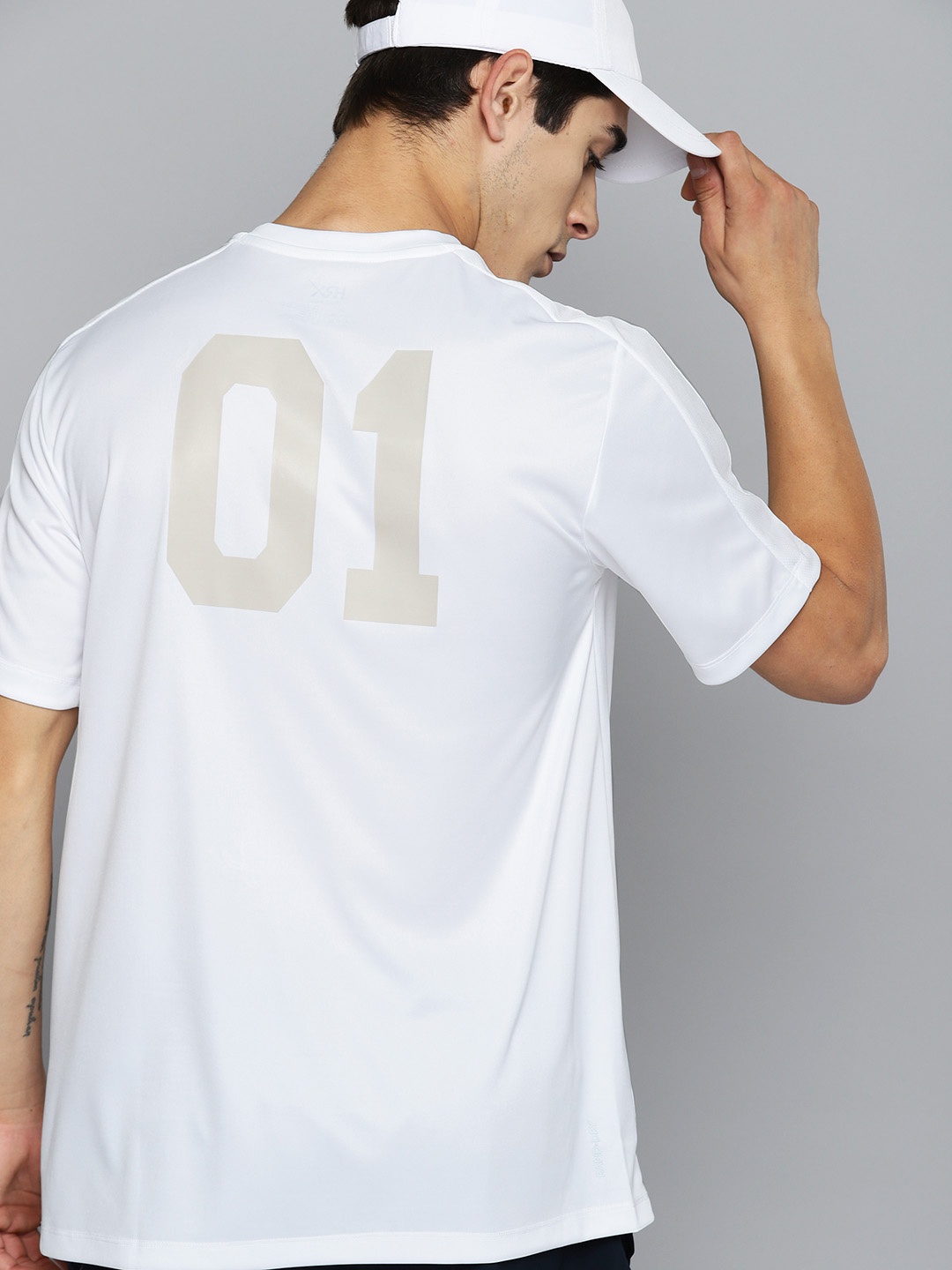 

HRX by Hrithik Roshan Typography Printed Rapid-Dry T-shirt, White