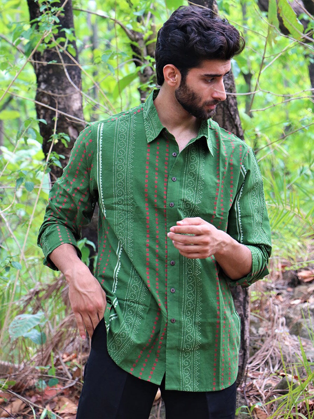 

Chidiyaa Spread Collar Striped Cotton Casual Shirt, Olive