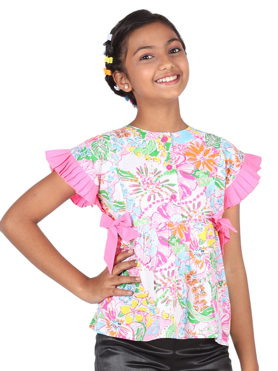 

Blooming Girls flowers Floral Printed Extended Sleeves Pleated Top, White
