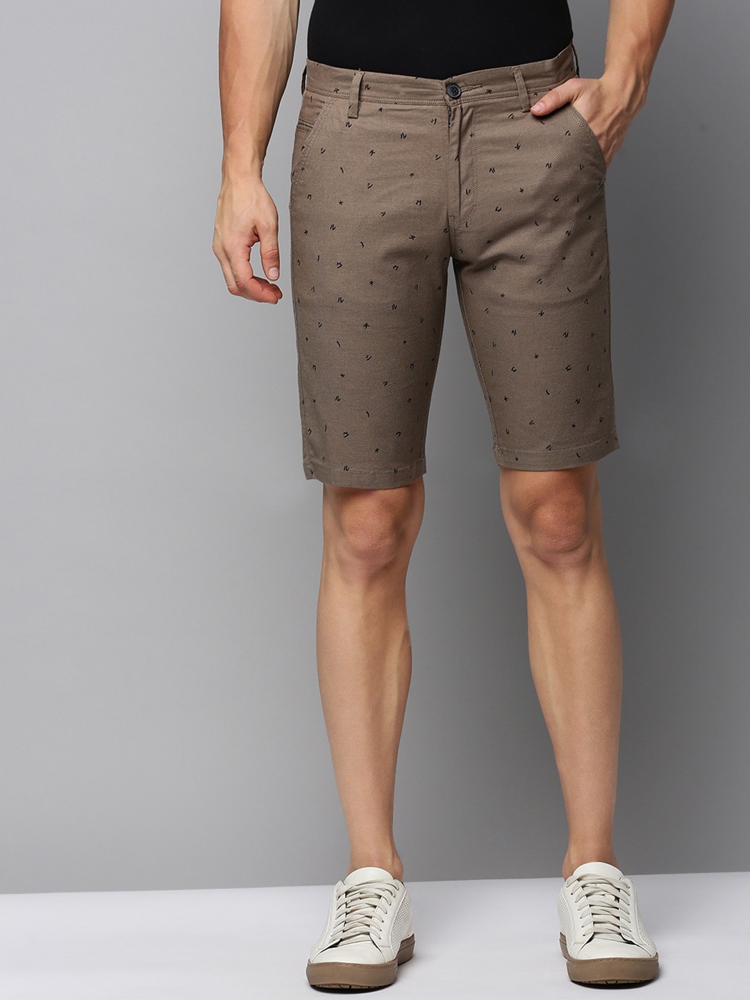 

SHOWOFF Men Printed Cotton Shorts, Brown