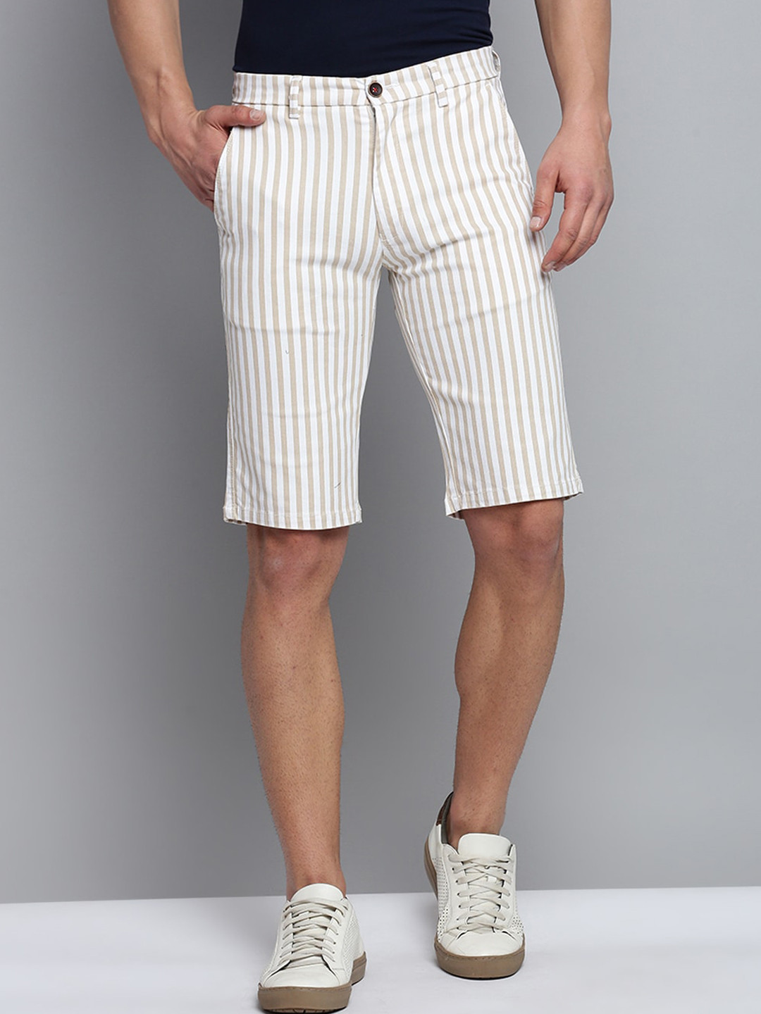 

SHOWOFF Men Striped Cotton Shorts, Beige
