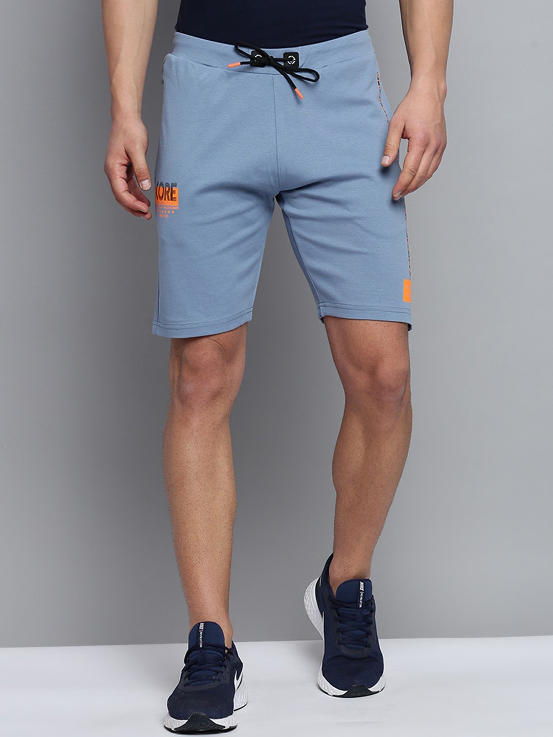 

SHOWOFF Men Mid Rise Knee Length Training or Gym Sports Shorts, Blue
