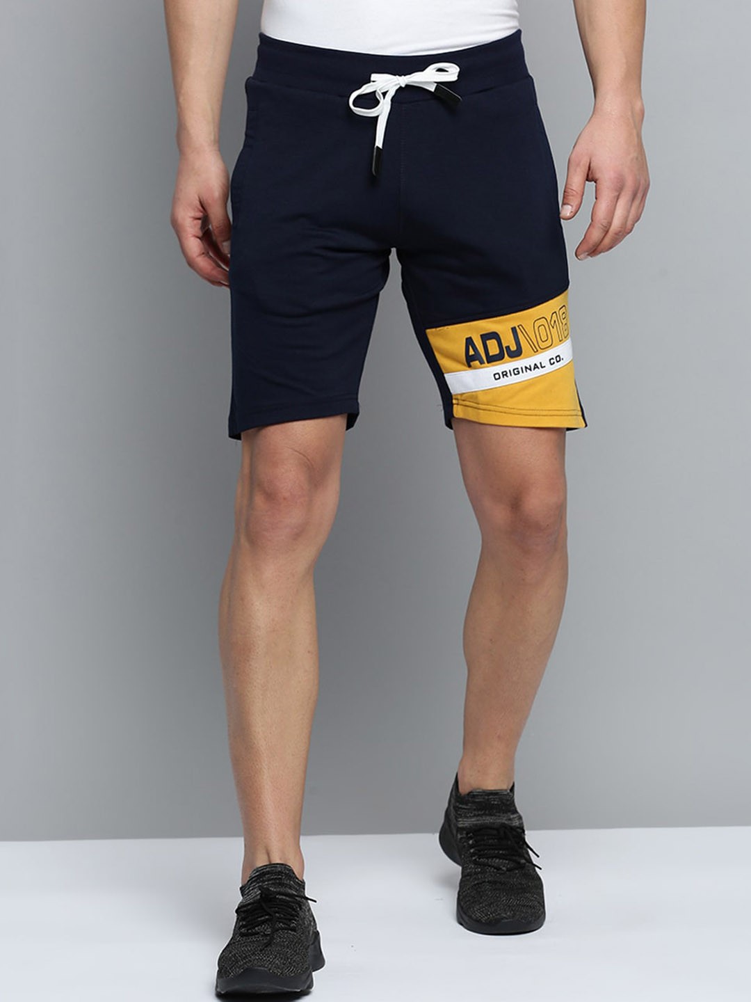 

SHOWOFF Men Regular Fit Sports Shorts, Navy blue