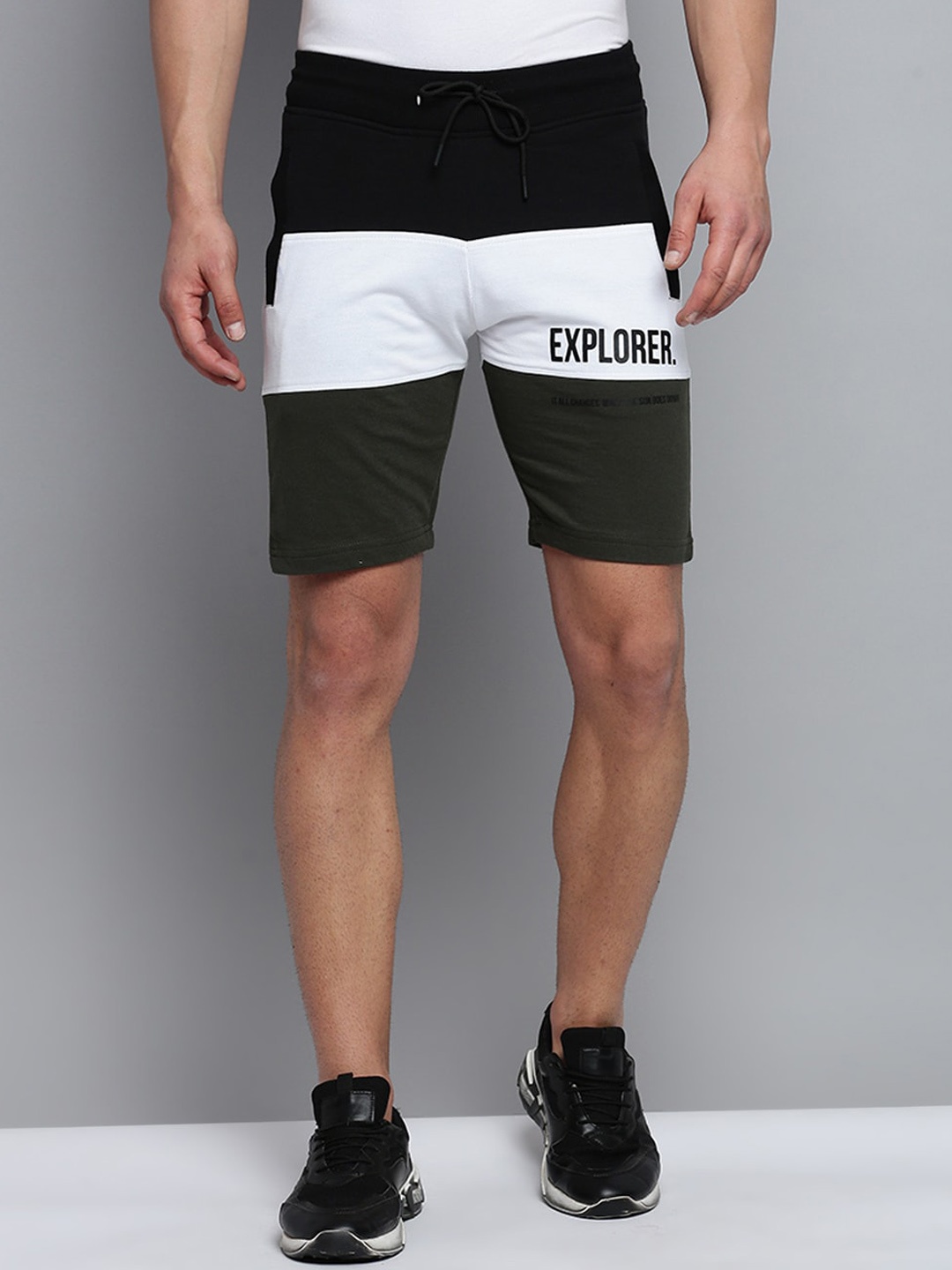 SHOWOFF Men Colourblocked Cotton Mid-Rise Sports Shorts, Black