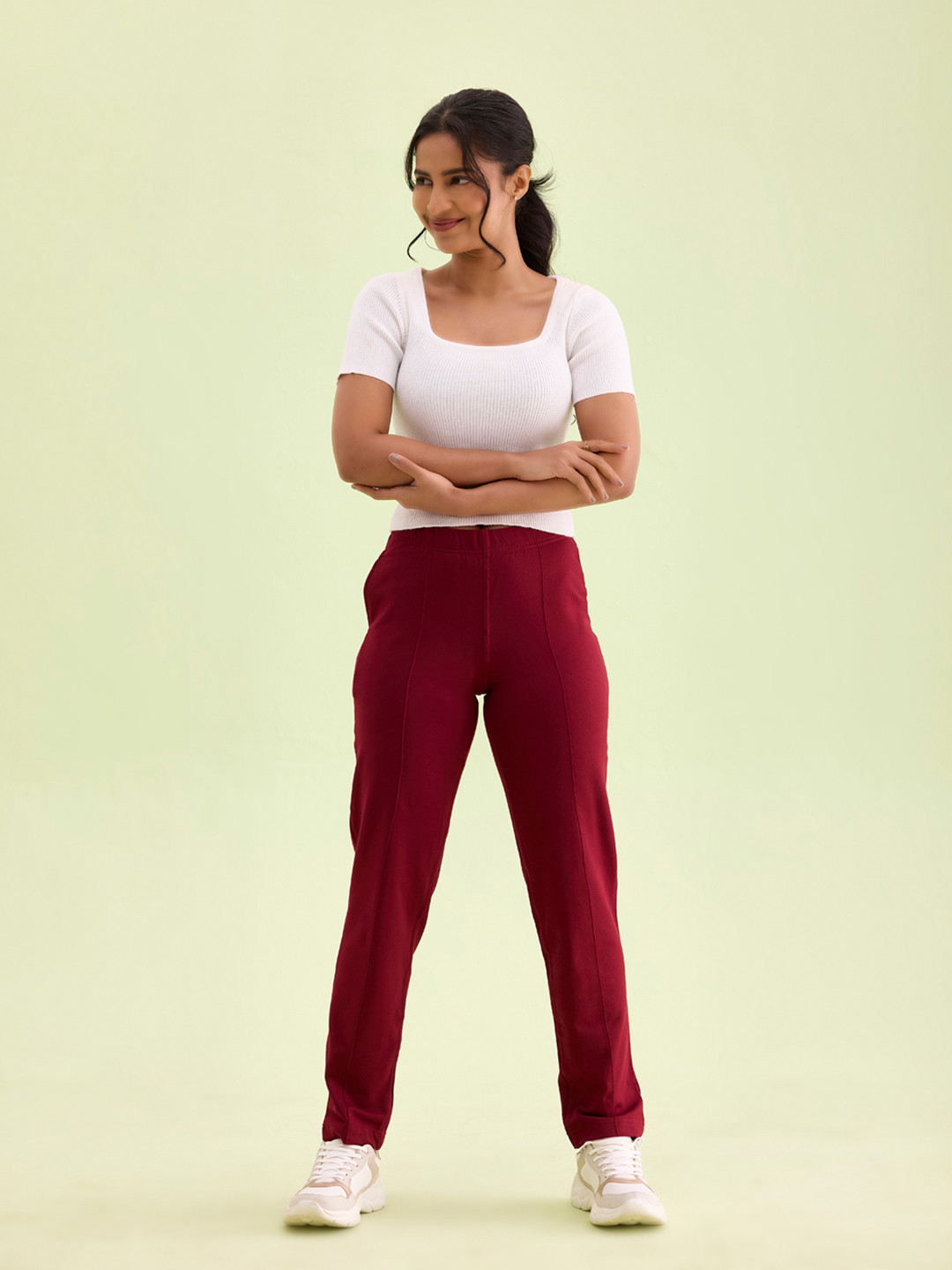 

Go Colors Women Relaxed Trousers, Maroon