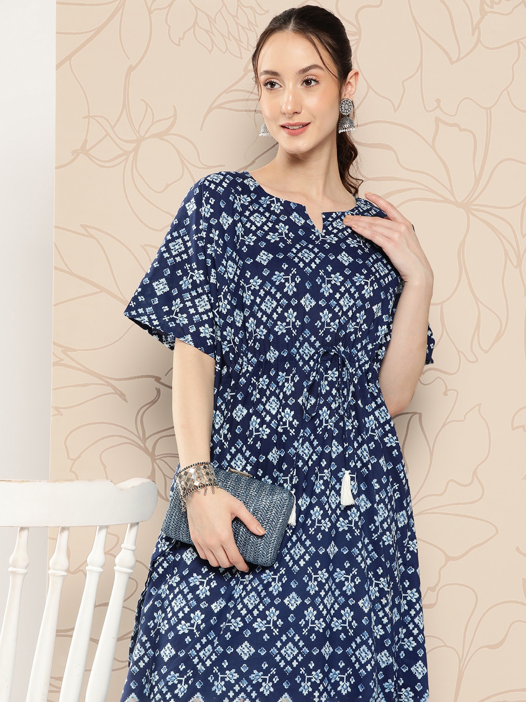 

Nayo Ethnic Motifs Printed Flared Sleeves Pure Cotton Kaftan Kurta, Navy blue