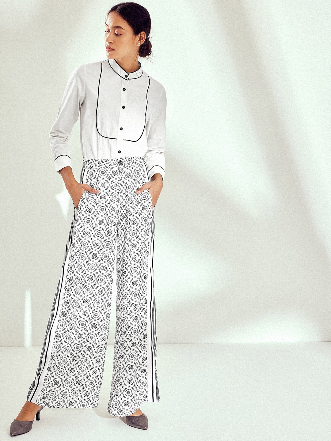 

The Label Life Women Printed Flared High-Rise Pleated Trousers, Black