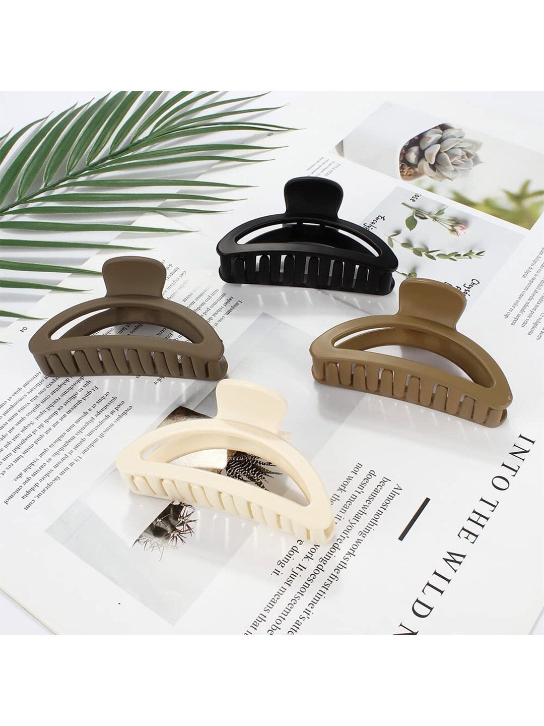 

Krelin Women Set of 4 Claw Clip, Beige