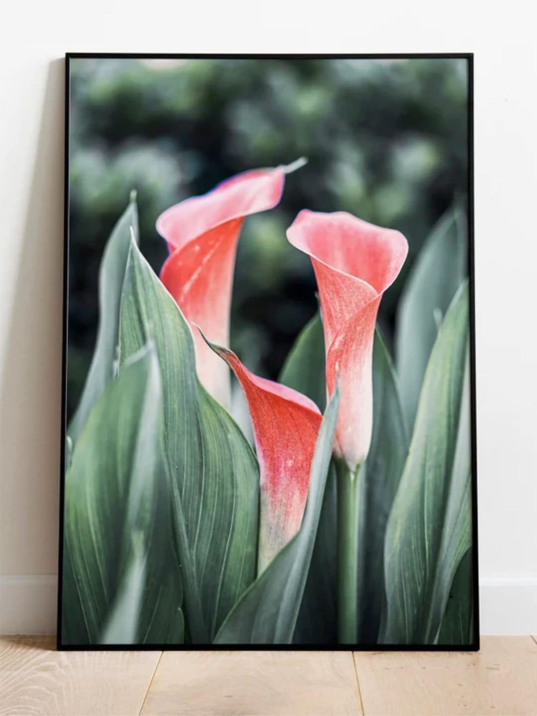 

INDIAN CLASSIC ART Green & Pink Lily Wall Art