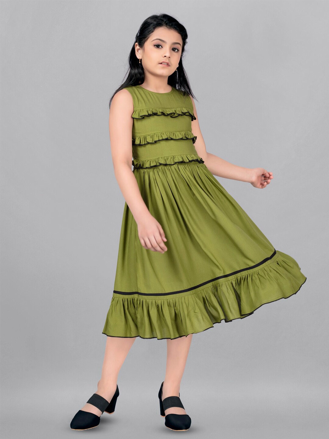 

FASHION DREAM Fit & Flare Midi Dress With Ruffles, Olive
