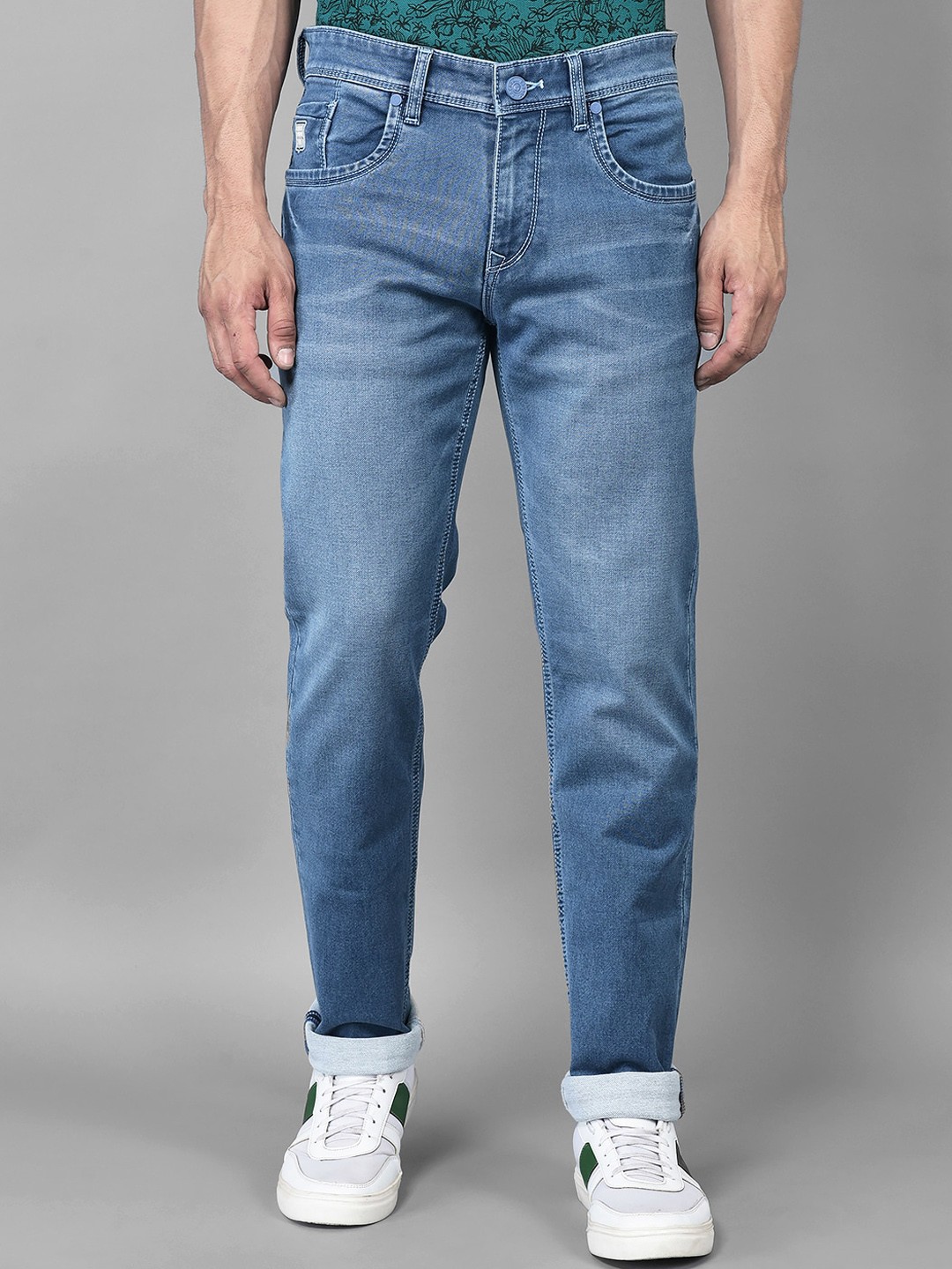 

Canary London Men Slim Fit Low-Rise Light Fade Stretchable Jeans, Blue