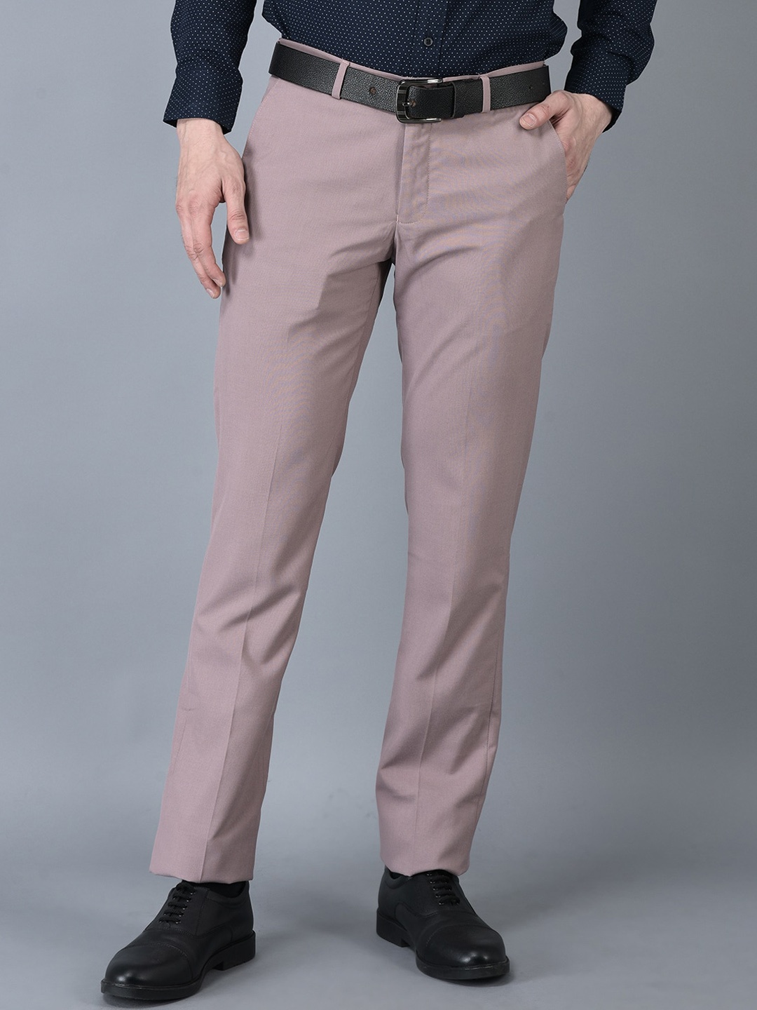 

CANOE Men Regular Fit Mid Rise Cotton Trousers, Pink