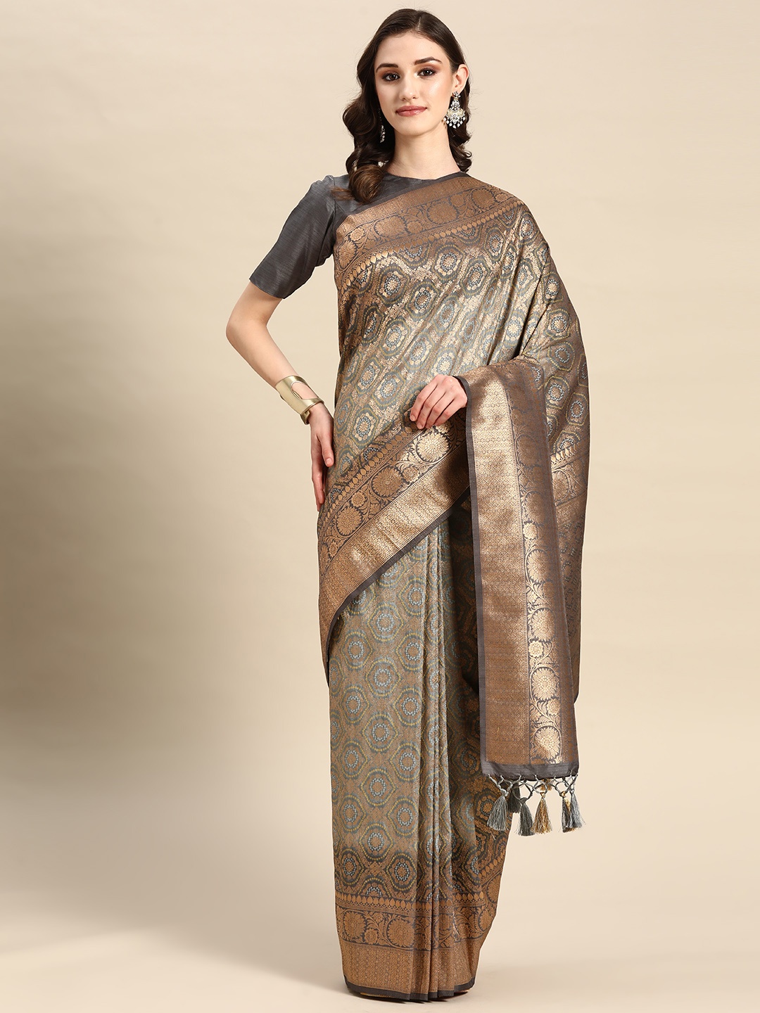 

Vardha Ethnic Motifs Zari Silk Blend Bandhani Saree, Grey