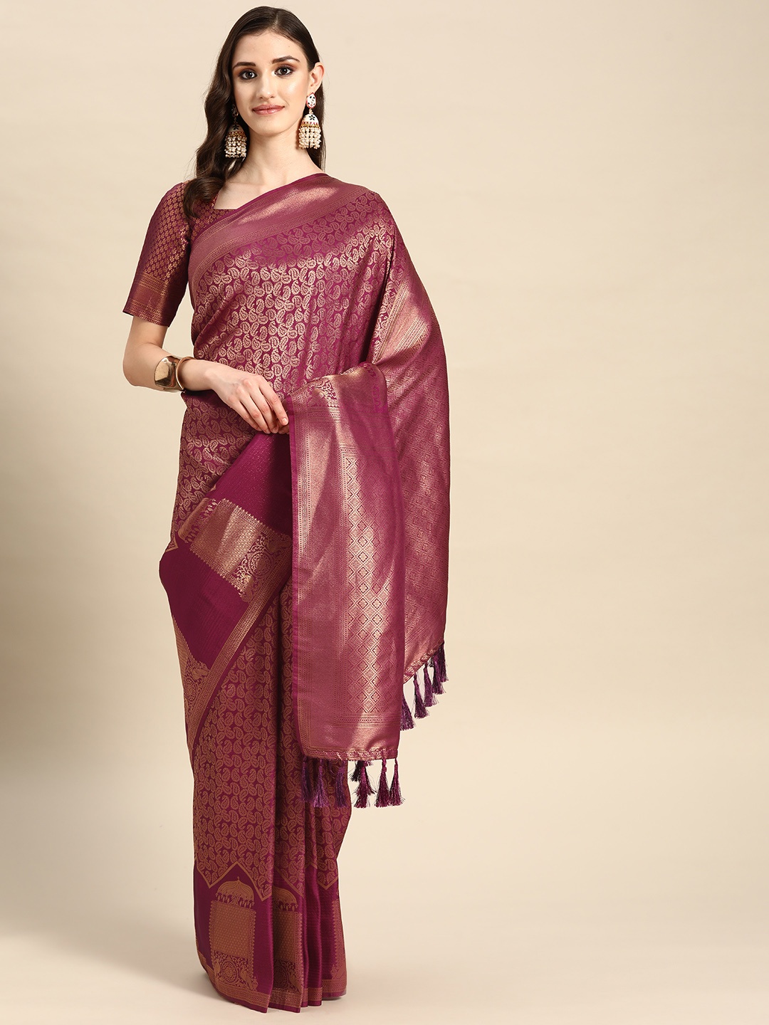 

Vardha Paisley Zari Silk Blend Kanjeevaram Saree, Purple