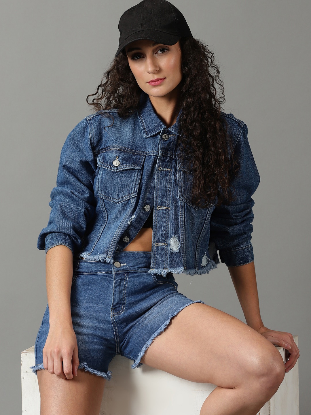 

SHOWOFF Women Frayed Crop Denim Jacket, Navy blue