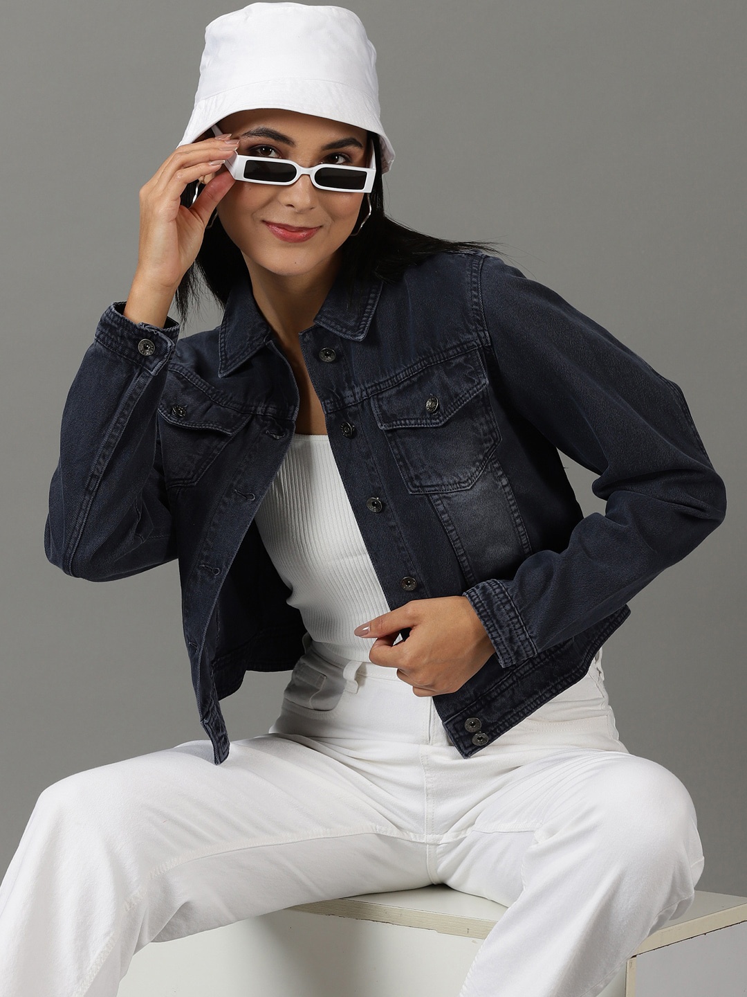 

SHOWOFF Washed Crop Denim Jacket, Navy blue